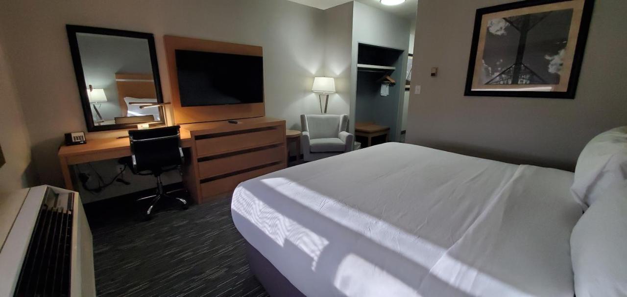 Wingate By Wyndham Lethbridge Hotel Eksteriør billede